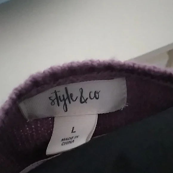 Long sleeve lightweight dusty rose sweater - Picture 3 of 4